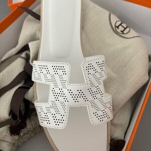 Brand new Hermes Oran sandals